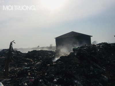 Bắc Ninh: Rác thải y tế đổ trộm tại lò đốt rác thải dân sinh?