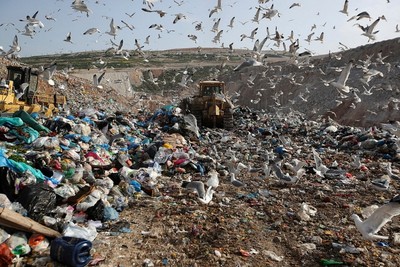 Australia đẩy mạnh cuộc chiến đối với rác thải nhựa