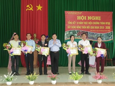 Đắk Song (Đắk Nông): Hội nghị tổng kết 10 năm xây dựng nông thôn mới