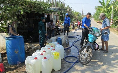 Gần 400 nghìn người dân ở Long An khát nước sạch