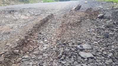 Gia Lai: Doanh nghiệp “biến” đường bê tông thành đường đường đất