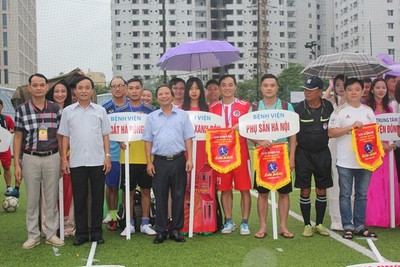 Giải bóng đá mini toàn ngành y tế Hà Nội