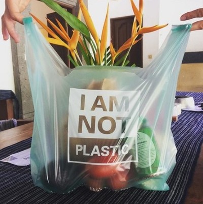 Chiếc túi này sẽ là thứ thay đổi cuộc chiến chống nhựa trên thế giới