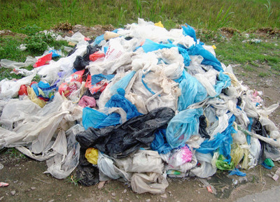 TP. Hồ Chí Minh, mỗi ngày thải ra gần 230 tấn túi ni lông