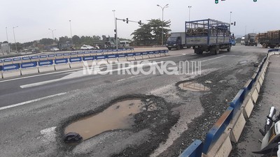 VEC lại đổ lỗi cao tốc Đà Nẵng-Quảng Ngãi bị 'ổ gà' là do...trời mưa