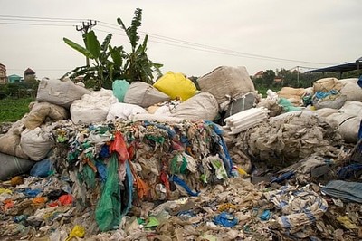 Hành trình rác thải nhựa Mỹ đến châu Á: Bí mật 'bốc mùi'