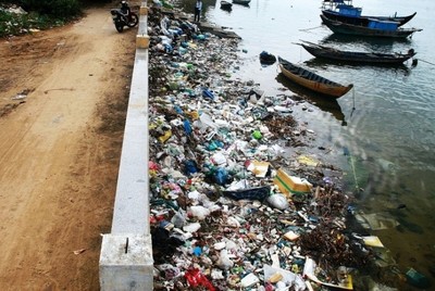 Quảng Nam 'giải cứu' hơn 17.000 khối rác thải sinh hoạt ùn ứ