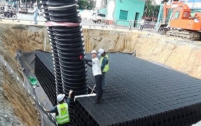 Giải pháp thu gom, tái sử dụng nước mưa bằng bể ngầm lớn
