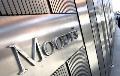 Moody’s xem xét hạ tín nhiệm 17 ngân hàng Việt Nam