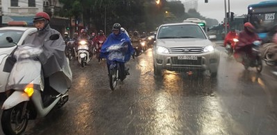 Dự báo thời tiết ngày 16/10: Trung Bộ mưa lớn trên diện rộng