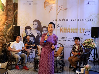 Danh ca Khánh Ly hát 'Tạ ơn' ở Đà Nẵng