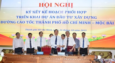 Ký kết triển khai dự án đầu tư xây dựng cao tốc TP.HCM - Mộc Bài
