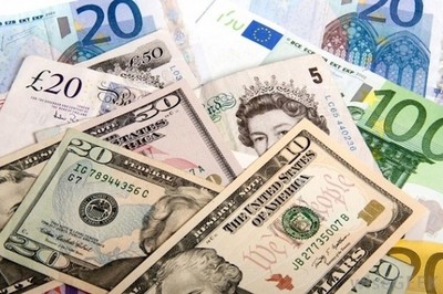 Tỷ giá ngoại tệ hôm nay ngày 29/10: USD hồi phục, bảng Anh treo cao