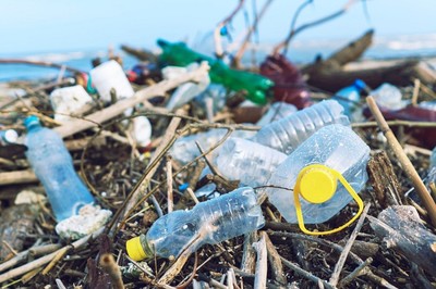 Công nghệ biến rác thải nhựa thành mỹ phẩm