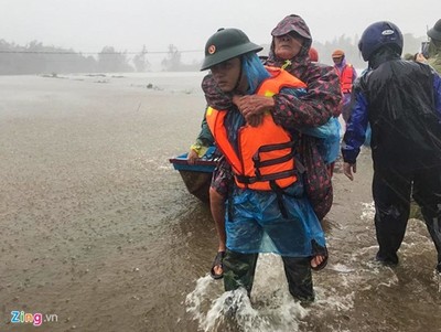 Nam Trung Bộ thiệt hại nặng nề sau bão số 5 đổ bộ