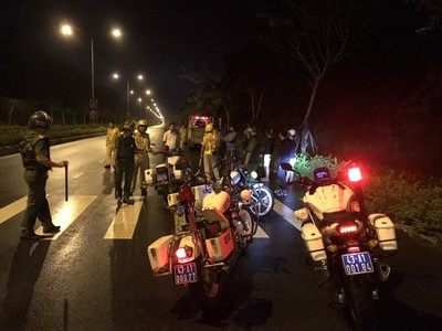 Đà Nẵng: CSGT ngăn chặn hàng chục quái xế chuẩn bị đua xe trái phép