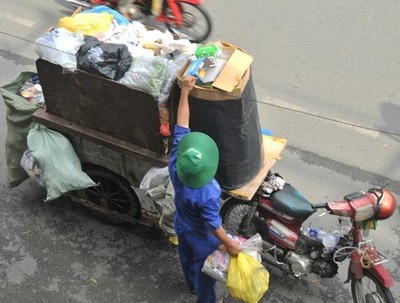TPHCM: Hoàn tất việc chuyển đổi phương tiện thu gom rác vào năm 2025