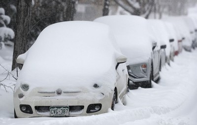 Nước Mỹ oằn mình chống chọi với bão tuyết