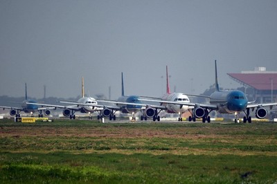 Mở rộng sân bay Nội Bài: Càng sớm càng tốt?