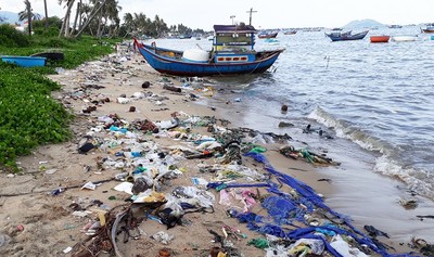 Phấn đấu 100% khu du lịch biển không sử dụng nhựa dùng 1 lần
