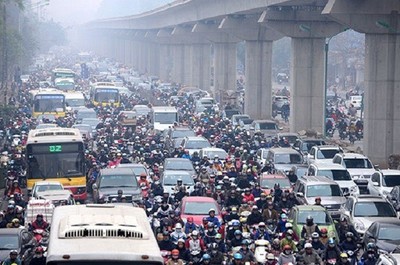 Hà Nội: Ô nhiễm không khí nguy hại, người dân nên hạn chế ra ngoài