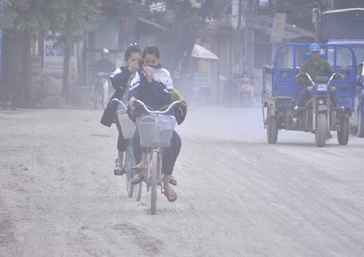 Hà Nội: Đề xuất cho học sinh nghỉ học nếu ô nhiễm không khí nguy hại