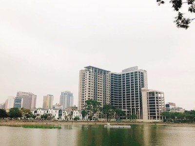 Xung quanh việc xây chung cư cạnh hồ Thành Công