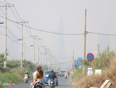 Sương mù bao trùm Sài Gòn những ngày cận Tết