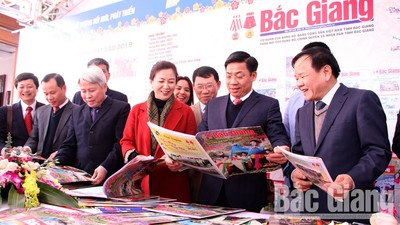 Bắc Giang: Khai mạc Hội báo Xuân Canh Tý năm 2020