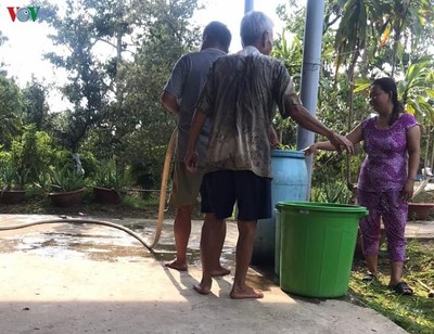 Hàng trăm hộ dân ở Tiền Giang được cấp nước sạch miễn phí