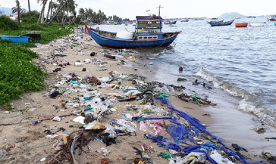 RTN 23: Độc giả hiến kế chống rác thải nhựa