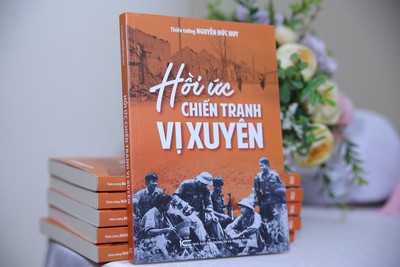 Ra mắt cuốn sách 'Hồi ức chiến tranh Vị Xuyên' của một vị tướng