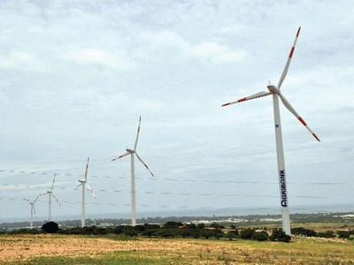 Quảng Bình ủng hộ nhà đầu tư làm điện gió