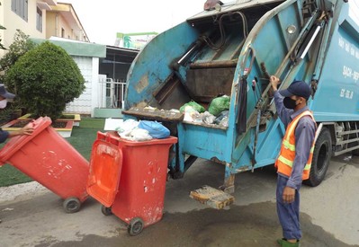 Công tác quản lý, thu gom, xử lý rác thải sinh hoạt ở Long An