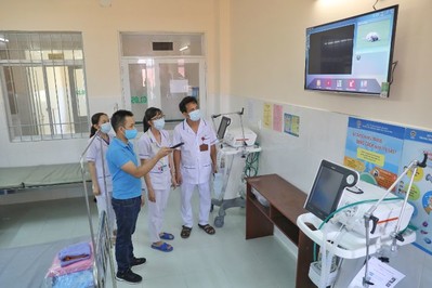 Asanzo tặng 20 Smart Tivi 40 inch cho Bệnh viện điều trị Covid-19