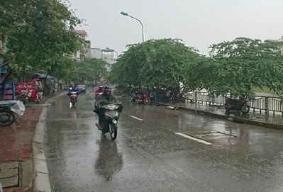 Mưa kéo dài giúp cải thiện đáng kể chất lượng không khí ở Hà Nội