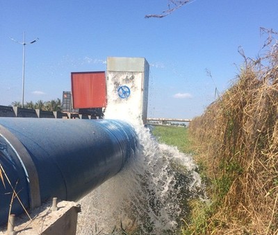 Nhà máy nước sạch Nhị Thành xả nước ứng cứu sản xuất nông nghiệp