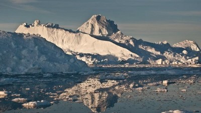 Băng tan ở Greenland làm mực nước biển tăng 2,2mm trong 2 tháng