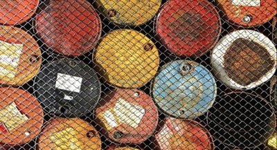 Giá xăng dầu hôm nay ngày 23/3: Tiếp nối đà lao dốc