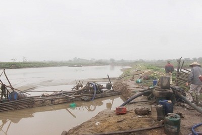 Thanh Hóa:“Núp bóng” nuôi tôm để khai thác cát trái phép tại Nga Sơn