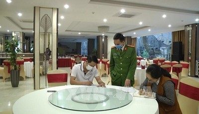 Phớt lờ lệnh cấm, khách sạn Mường Thanh Sa Pa bị phạt 18 triệu đồng