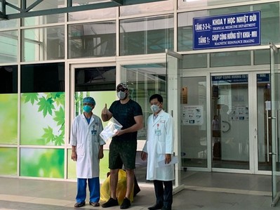 Thêm 5 bệnh nhân nhiễm Covid-19 ở Việt Nam được xuất viện
