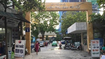 Bệnh viện Phụ sản Hà Nội cách ly 63 y bác sĩ liên quan đến BN 243