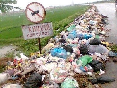Quản lý chất thải sinh hoạt nông thôn còn nhiều gian nan, bất cập