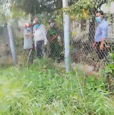 Xã Tăng Hòa - Gò Công Đông: Cưỡng chế hàng rào lấn chiếm lối đi công