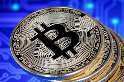 Giá Bitcoin hôm nay 24/4: Bitcoin hồi phục trên mức 7500 USD/BTC