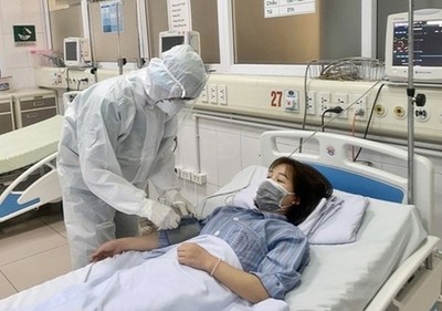 Nóng: Việt Nam ghi nhận thêm 2 ca nhiễm Covid-19 mới