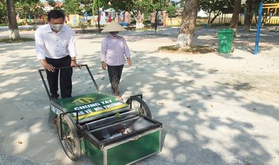 Ấn tượng xe quét và thu gom rác của thầy giáo xứ Huế