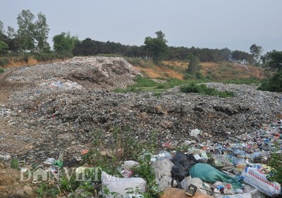 Yên Bái: Dân không ăn, không ngủ nổi vì bãi rác trên đỉnh đồi Pú Lo