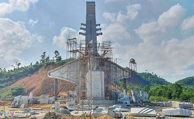 Huyện nghèo chi 14 tỷ xây tượng đài: Chủ tịch Quảng Nam lên tiếng
